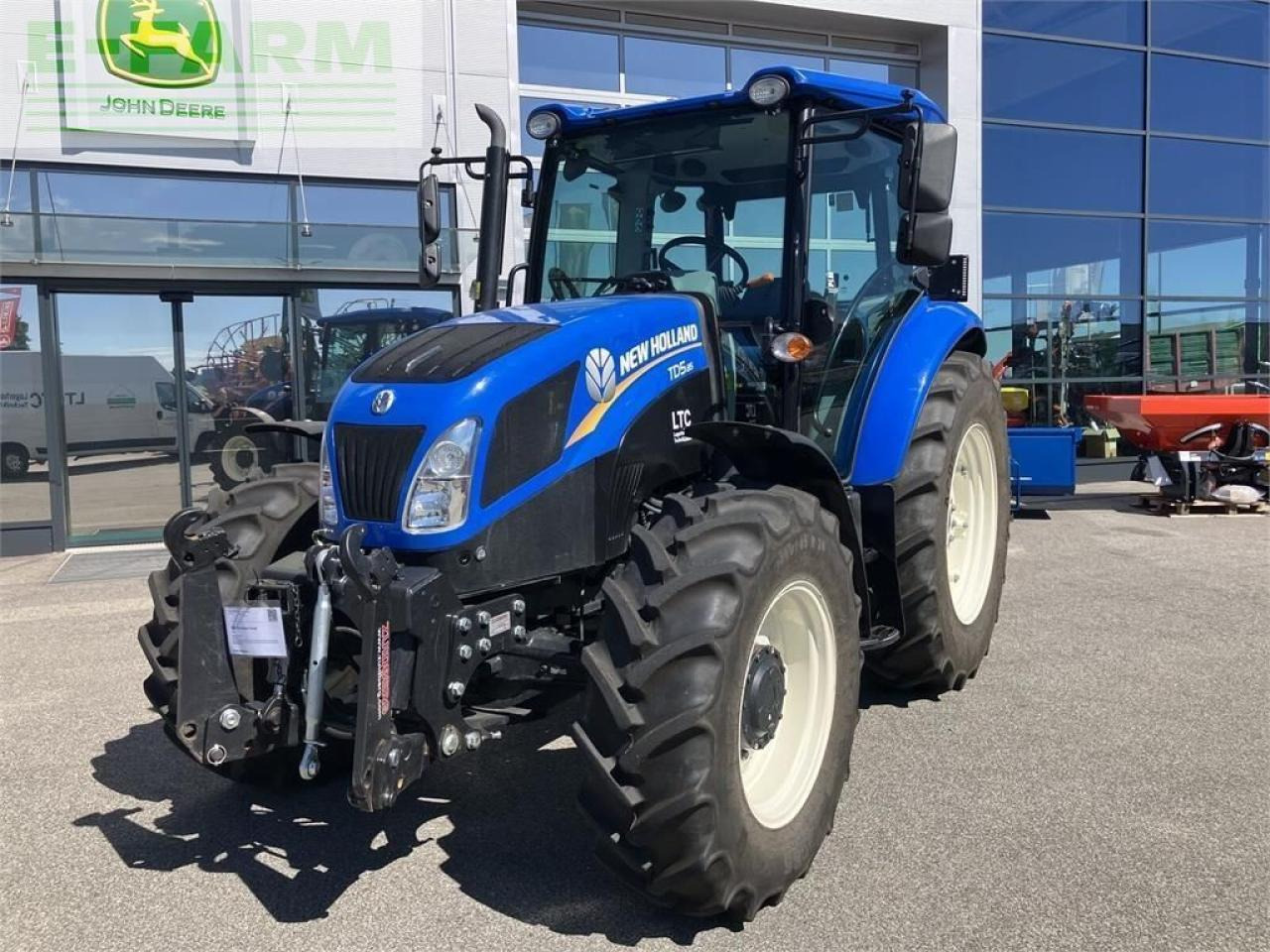 New Holland td5.85 - جرار: صور 1 New Holland td5.85 - جرار: صور 1