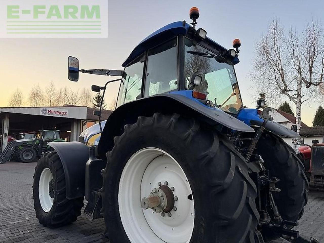 جرار New Holland tm175 powercommand: صور 27