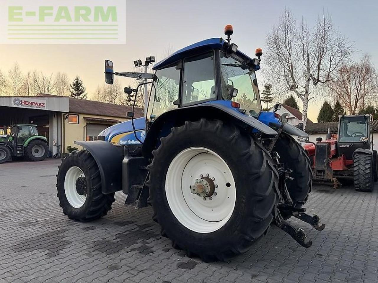 جرار New Holland tm175 powercommand: صور 8