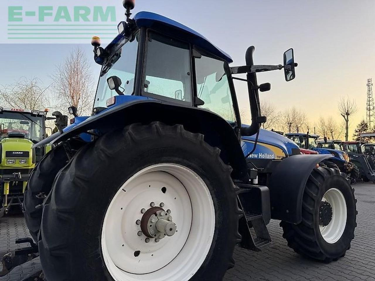 جرار New Holland tm175 powercommand: صور 21