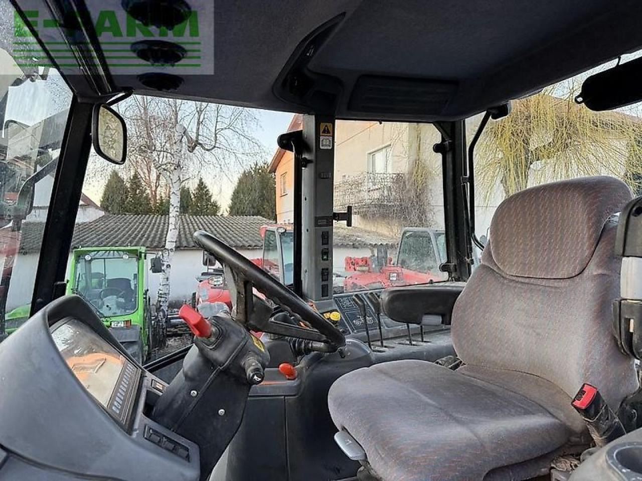 جرار New Holland tm175 powercommand: صور 10