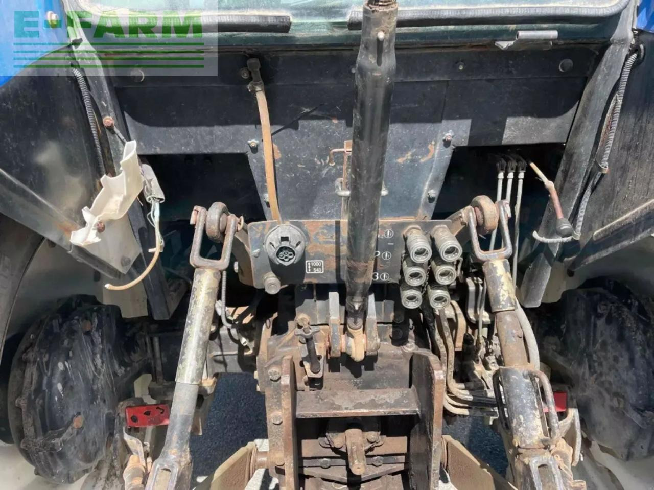 New Holland tracteur agricole td85d new holland D - جرار: صور 3 New Holland tracteur agricole td85d new holland D - جرار: صور 3