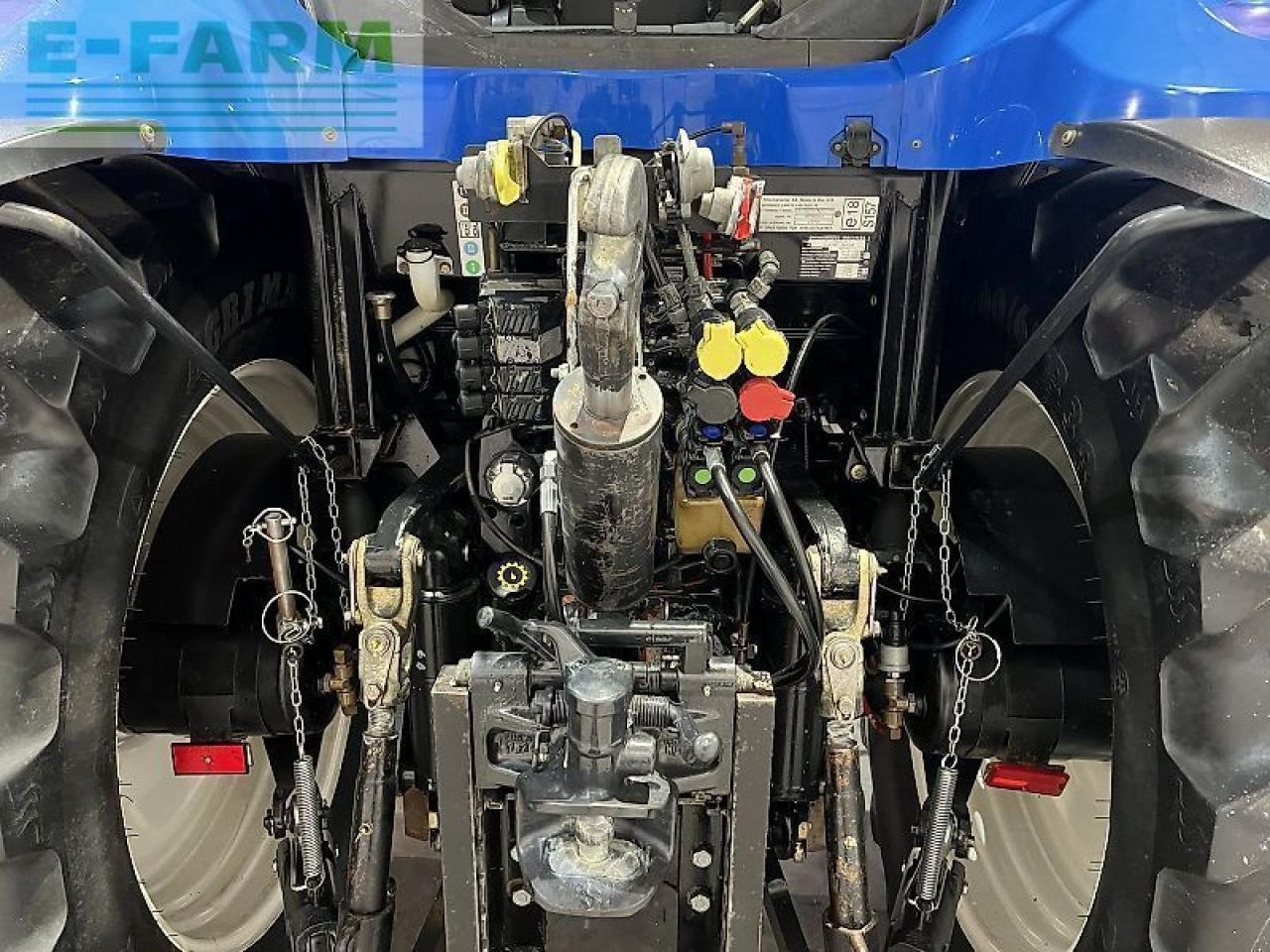 New Holland ts 115 - جرار: صور 5 New Holland ts 115 - جرار: صور 5