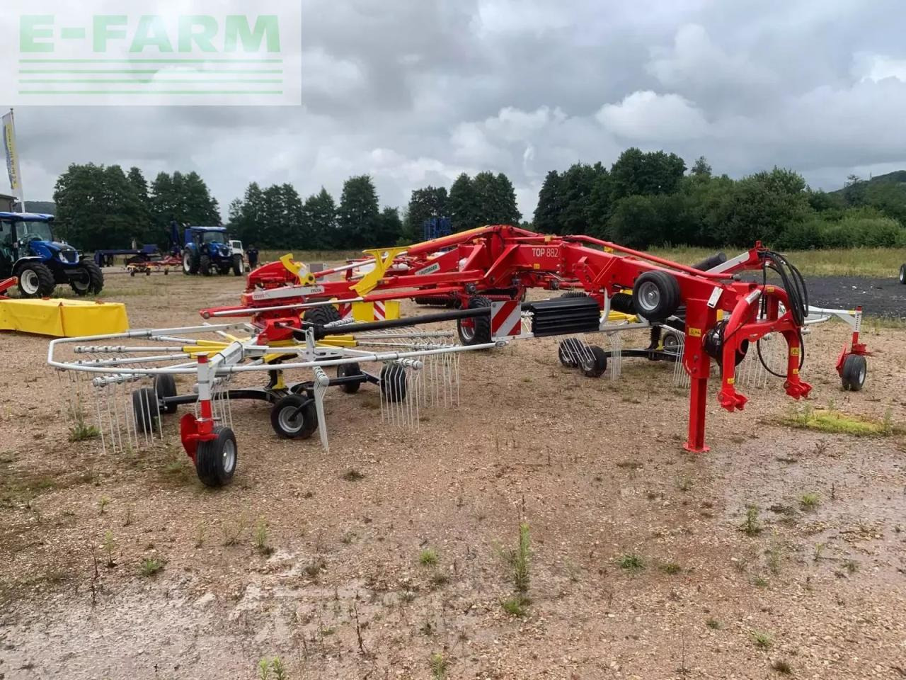 Pöttinger top 882 c - لمّامَة القش: صور 4 Pöttinger top 882 c - لمّامَة القش: صور 4