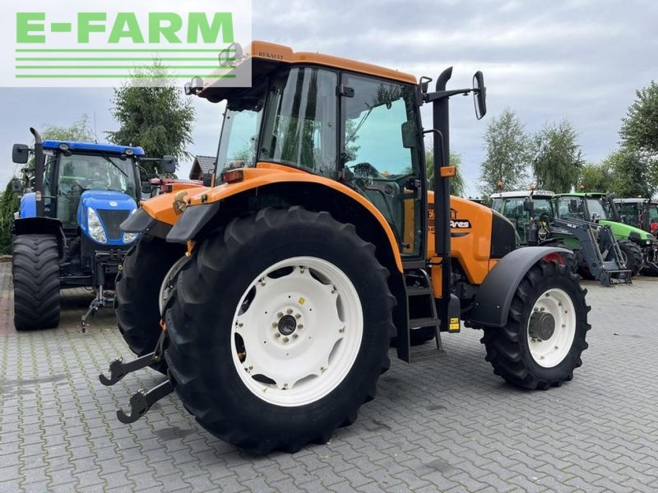 Renault ares 626 rz - جرار: صور 5 Renault ares 626 rz - جرار: صور 5