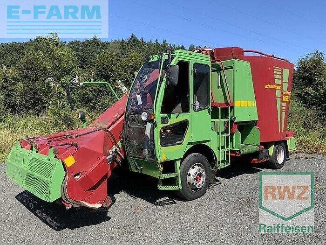 Strautmann verti-mix 1450 sf - المعدات لتربية الماشية: صور 1 Strautmann verti-mix 1450 sf - المعدات لتربية الماشية: صور 1