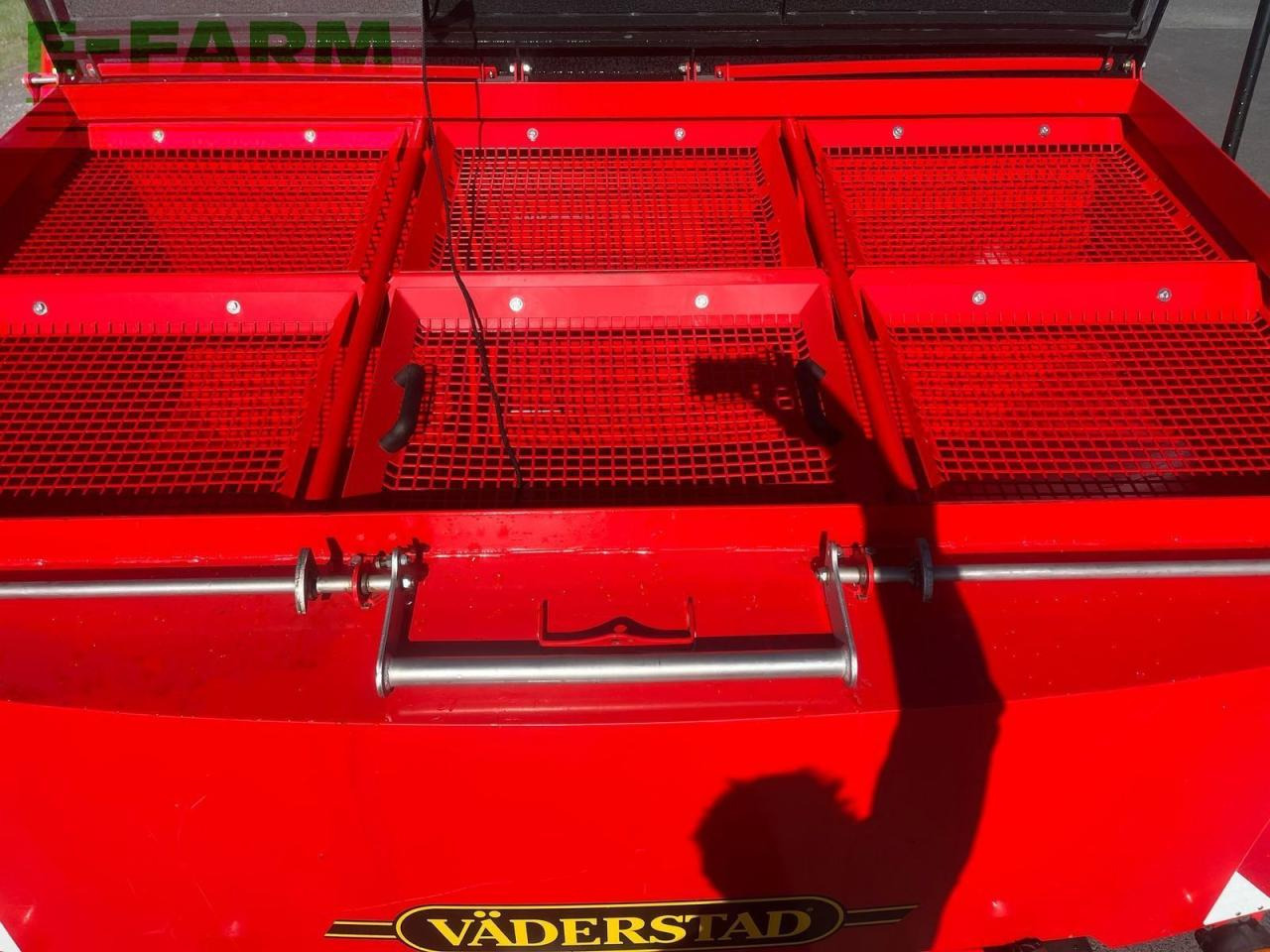 Väderstad fh 2200 - وضع البذور فى خطوط: صور 4 Väderstad fh 2200 - وضع البذور فى خطوط: صور 4