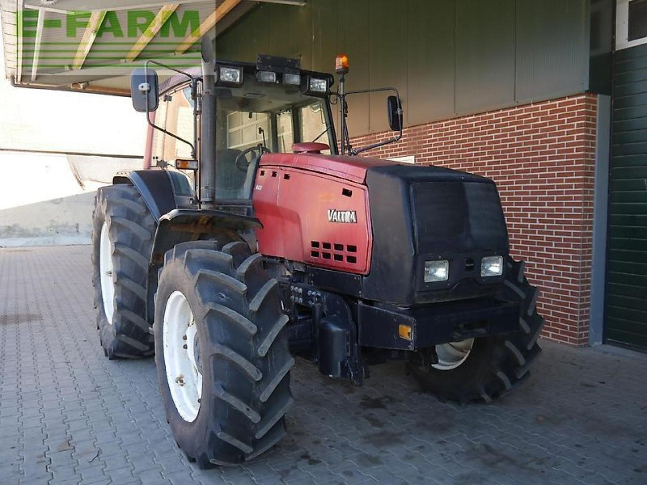 Valtra 8450 - جرار: صور 2 Valtra 8450 - جرار: صور 2