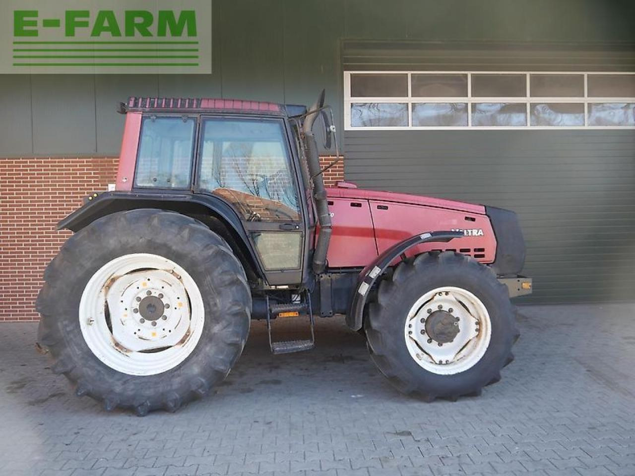 Valtra 8450 - جرار: صور 4 Valtra 8450 - جرار: صور 4