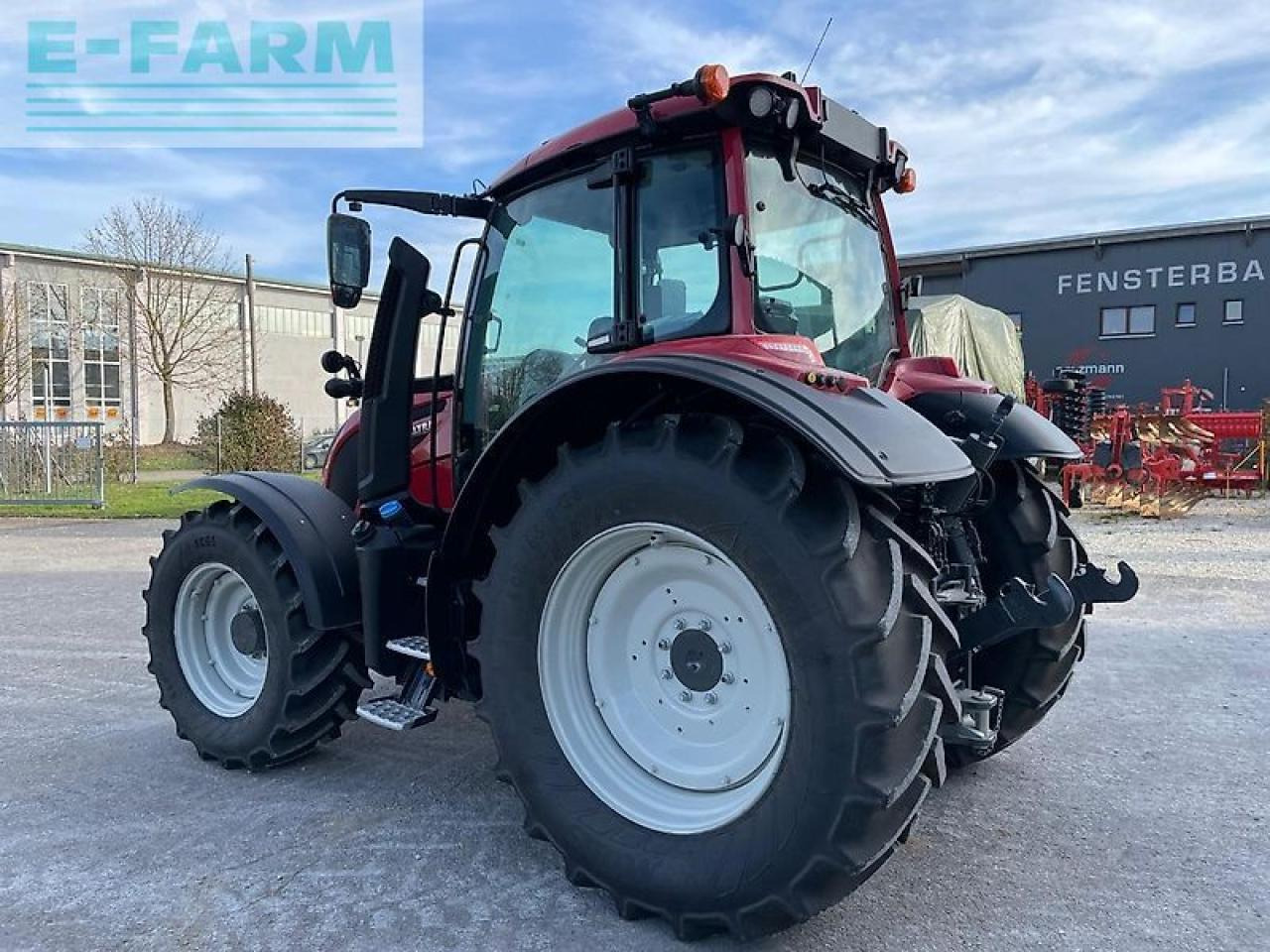 Valtra n155 - جرار: صور 3 Valtra n155 - جرار: صور 3