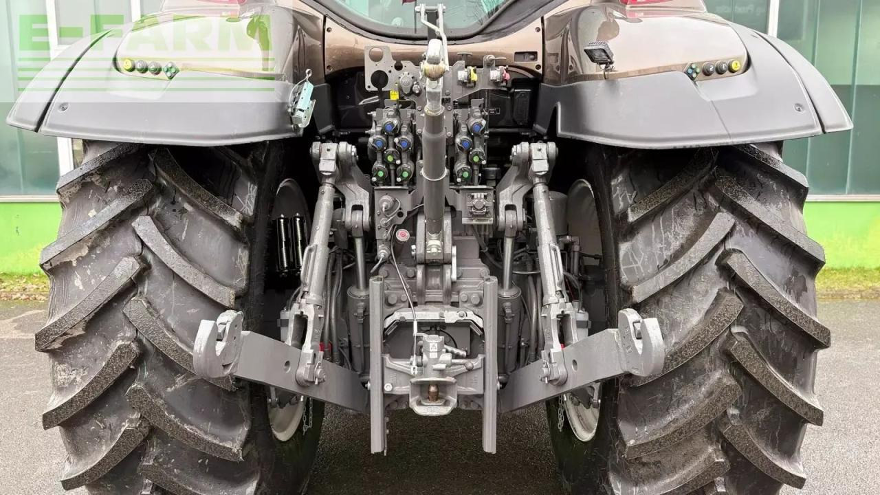 جرار Valtra q 285: صور 6 جرار Valtra q 285: صور 6