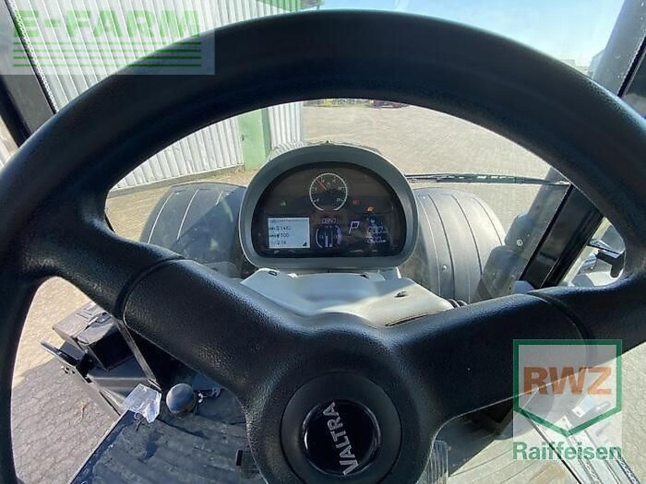 جرار Valtra s394: صور 9