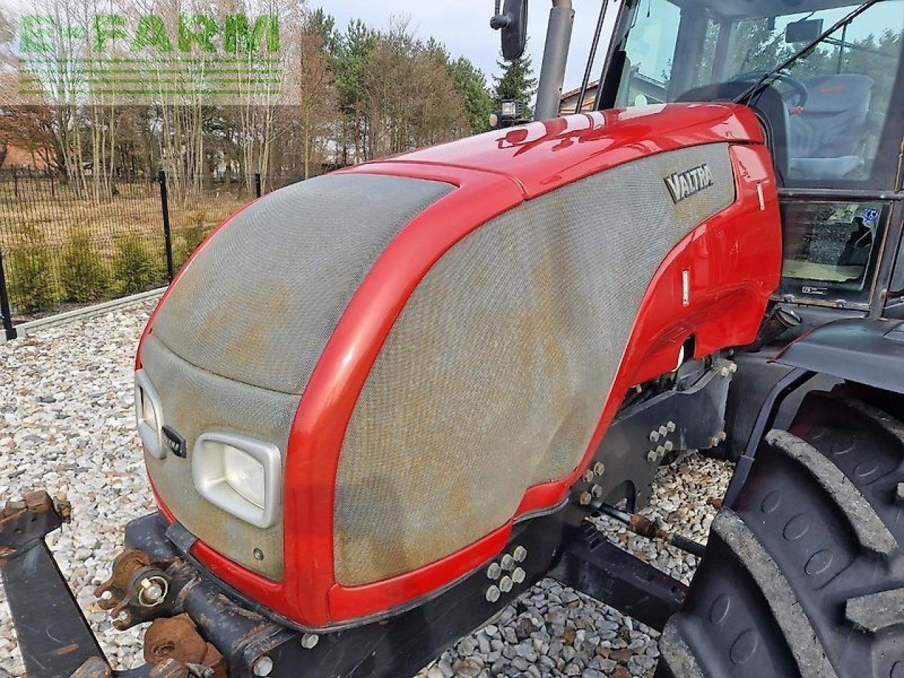 جرار Valtra t120: صور 17