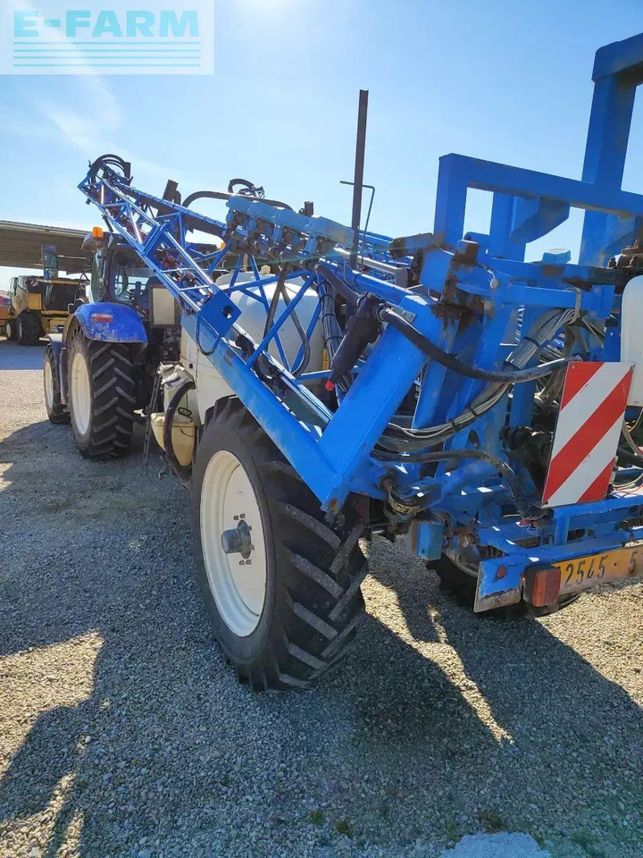 Meteor 3400 - آلة الرش المقطورة: صور 3 Meteor 3400 - آلة الرش المقطورة: صور 3