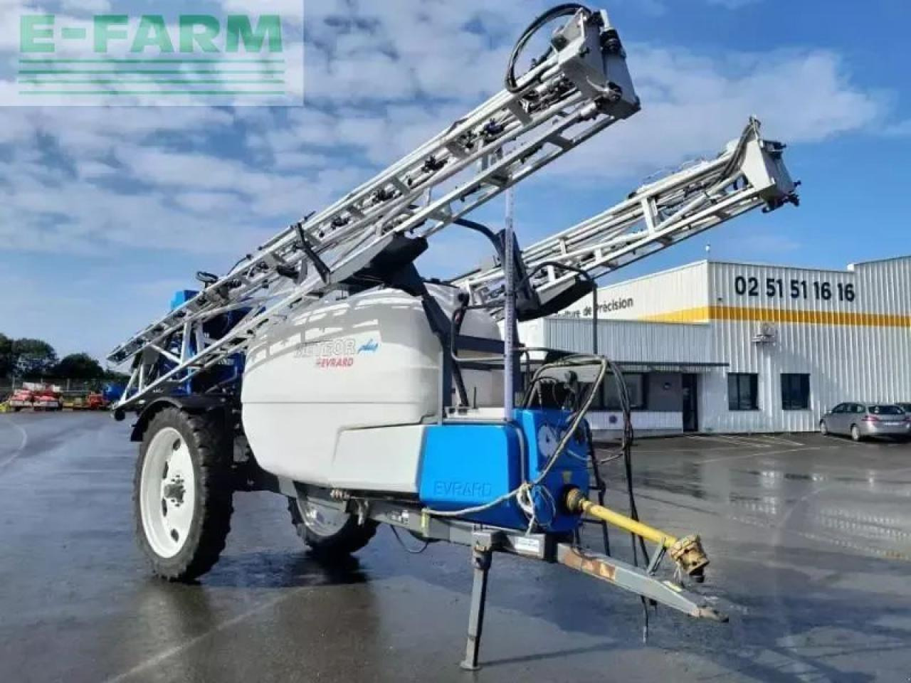 Meteor plus - آلة الرش المقطورة: صور 1 Meteor plus - آلة الرش المقطورة: صور 1