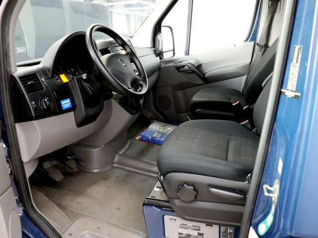 MERCEDES-BENZ Sprinter 316CDI DOKA,Allrad,Klima - الشاحنات الصغيرة المسطحة, الشاحنات الصغيرة كابينة مزدوجة: صور 2 MERCEDES-BENZ Sprinter 316CDI DOKA,Allrad,Klima - الشاحنات الصغيرة المسطحة, الشاحنات الصغيرة كابينة مزدوجة: صور 2