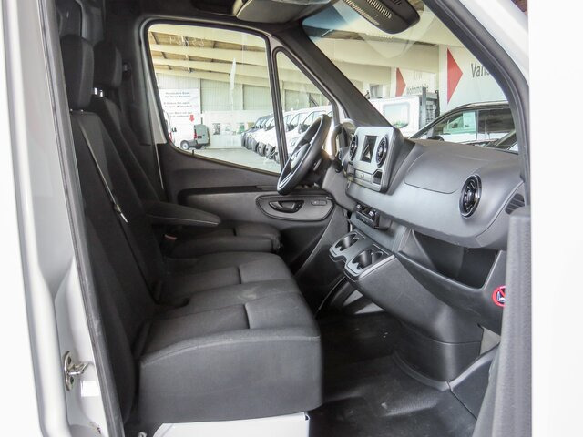 MERCEDES-BENZ Sprinter 317 Maxi,9GTronic,AHK3,5To,TCO - فان: صور 2 MERCEDES-BENZ Sprinter 317 Maxi,9GTronic,AHK3,5To,TCO - فان: صور 2