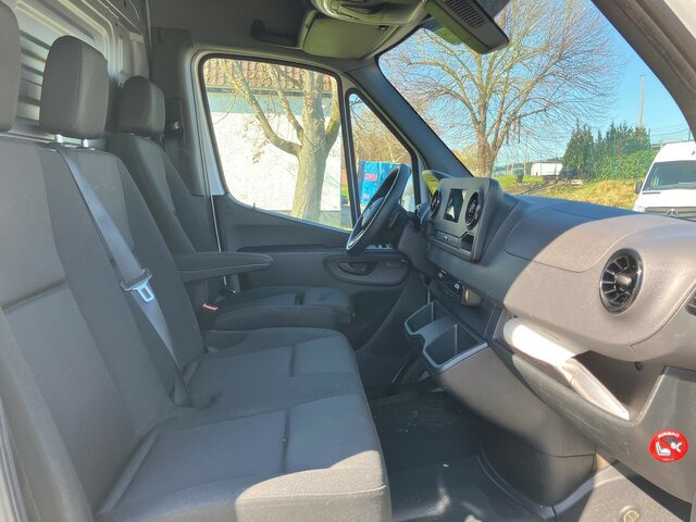 MERCEDES-BENZ Sprinter 317 Maxi,9GTronic,MBUX,Kamera - فان: صور 4 MERCEDES-BENZ Sprinter 317 Maxi,9GTronic,MBUX,Kamera - فان: صور 4