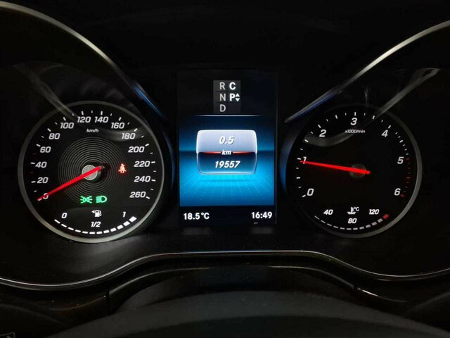 MERCEDES-BENZ V 300 Marco Polo,Allrad,EasyUp,Leder,AHK 2,5To - صغيرة, ميكروباص: صور 3 MERCEDES-BENZ V 300 Marco Polo,Allrad,EasyUp,Leder,AHK 2,5To - صغيرة, ميكروباص: صور 3