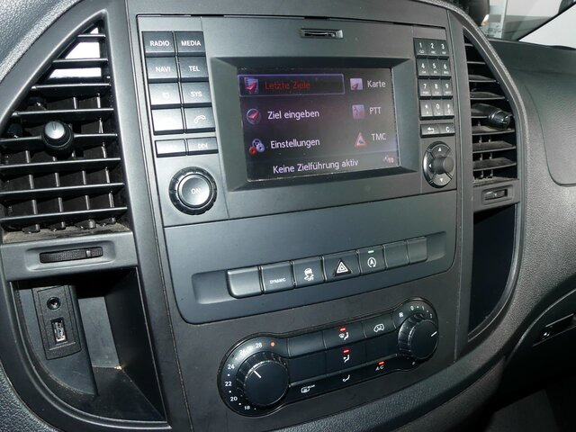 MERCEDES-BENZ Vito 114 TourerPro,Allrad,Automatik,8Sitzer - صغيرة, ميكروباص: صور 4 MERCEDES-BENZ Vito 114 TourerPro,Allrad,Automatik,8Sitzer - صغيرة, ميكروباص: صور 4