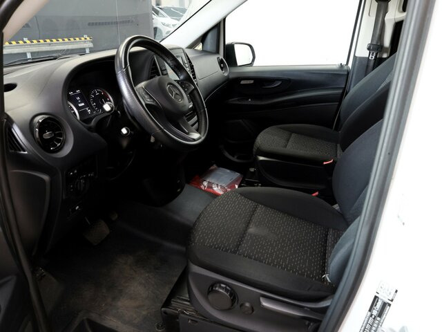 MERCEDES-BENZ Vito 114 TourerPro,Extralang,8Sitzer,Automatik - ميكروباص: صور 2 MERCEDES-BENZ Vito 114 TourerPro,Extralang,8Sitzer,Automatik - ميكروباص: صور 2