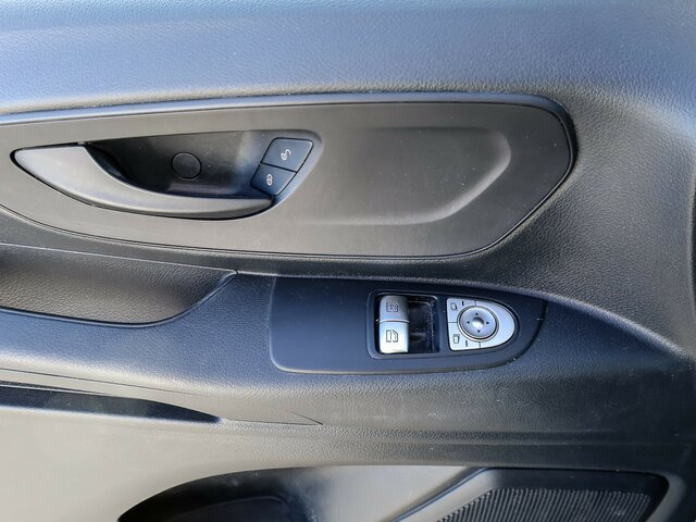 فان المدمجة MERCEDES-BENZ Vito114CDI KA Extralang ,Klima,Sortimo,AHK...: صور 9 فان المدمجة MERCEDES-BENZ Vito114CDI KA Extralang ,Klima,Sortimo,AHK...: صور 9