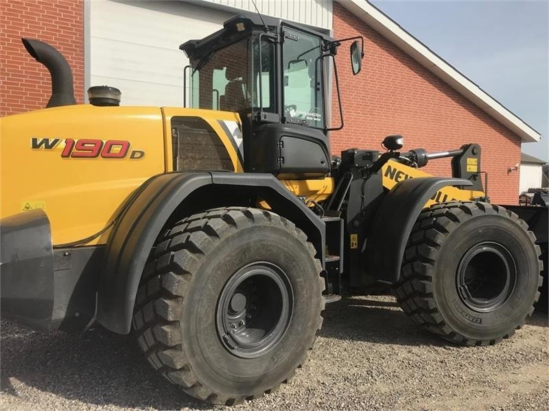 New Holland W190D - اللودر بعجل: صور 3 New Holland W190D - اللودر بعجل: صور 3