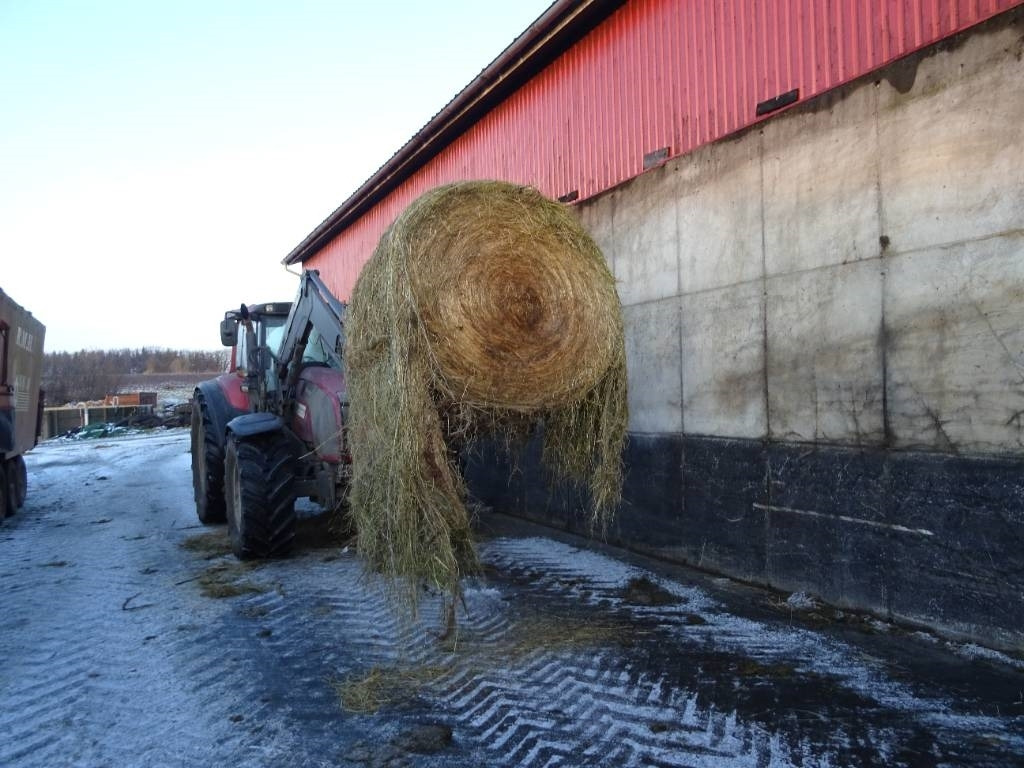 Pomi Rundballeafvikler - المعدات لتربية الماشية: صور 3 Pomi Rundballeafvikler - المعدات لتربية الماشية: صور 3