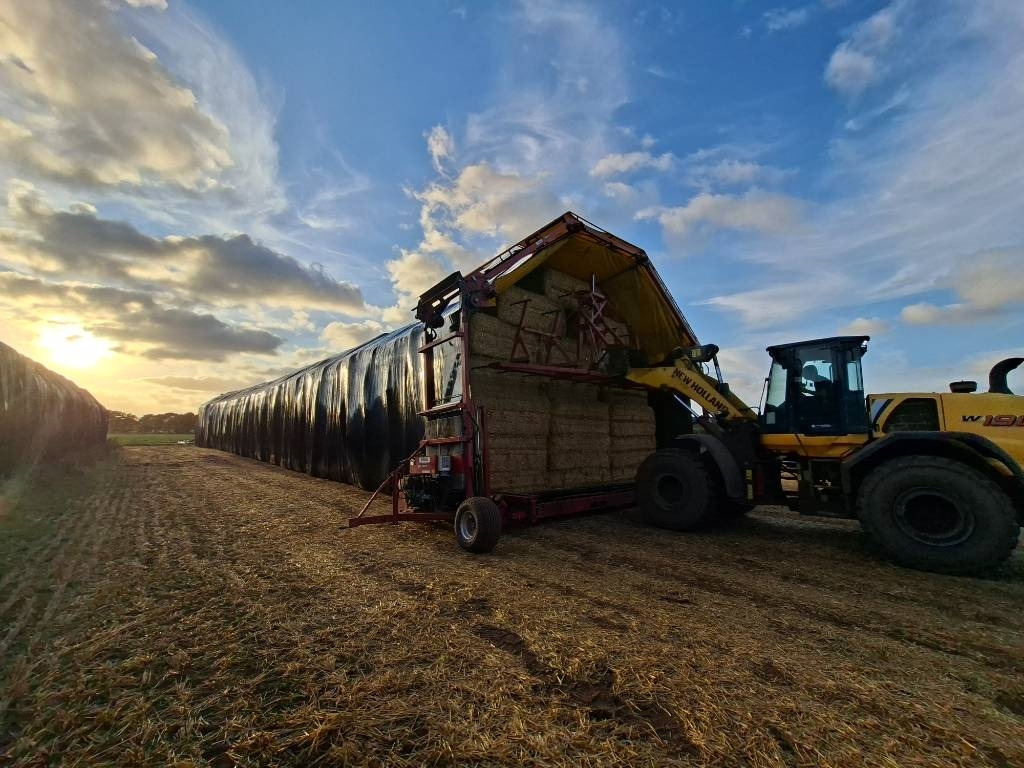 Pomi Wrap 7 - معدة تغليف البالات: صور 3 Pomi Wrap 7 - معدة تغليف البالات: صور 3