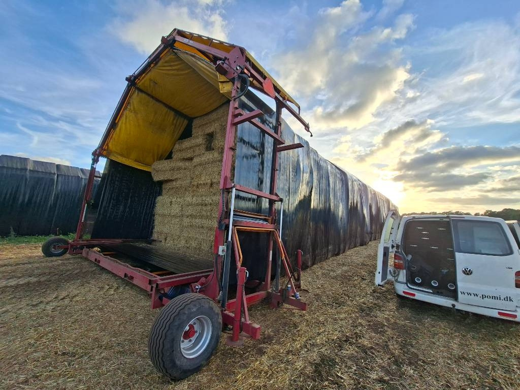 Pomi Wrap 7 - معدة تغليف البالات: صور 1 Pomi Wrap 7 - معدة تغليف البالات: صور 1