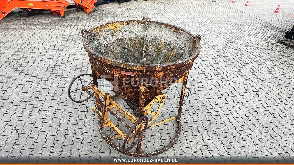 خزان الأسمنت Betonsilo Krankübel Betonbombe 750 l 1016 H: صور 6