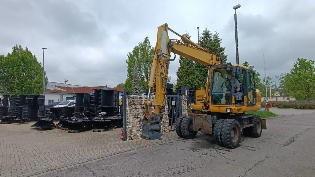 Komatsu PW 140 Mobilbagger Powertilt Schnellwechsler MS 10 - حفارة على عجلات: صور 4 Komatsu PW 140 Mobilbagger Powertilt Schnellwechsler MS 10 - حفارة على عجلات: صور 4
