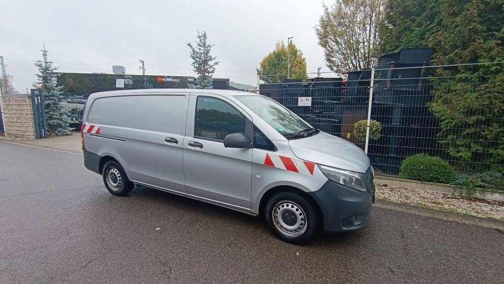 Mercedes-Benz Vito 114 CDI Werkstattschränke, Standheizung, PDC - الشاحنات الصغيرة صندوق مغلق: صور 3 Mercedes-Benz Vito 114 CDI Werkstattschränke, Standheizung, PDC - الشاحنات الصغيرة صندوق مغلق: صور 3