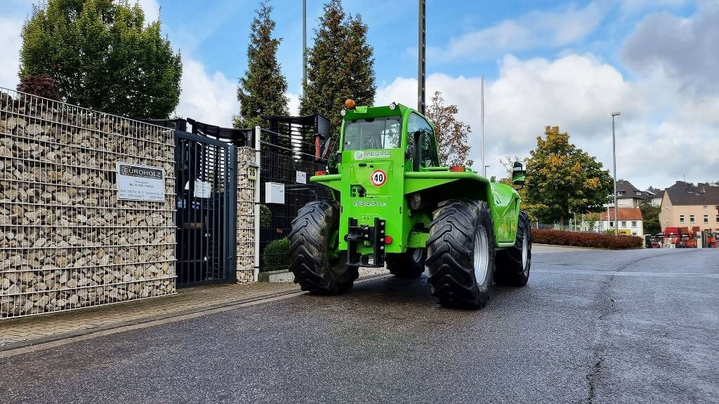 Merlo Radlader P34.7 Turbo 4x4, Allrad, Hubhöhe 7 m - اللودر بعجل: صور 1 Merlo Radlader P34.7 Turbo 4x4, Allrad, Hubhöhe 7 m - اللودر بعجل: صور 1