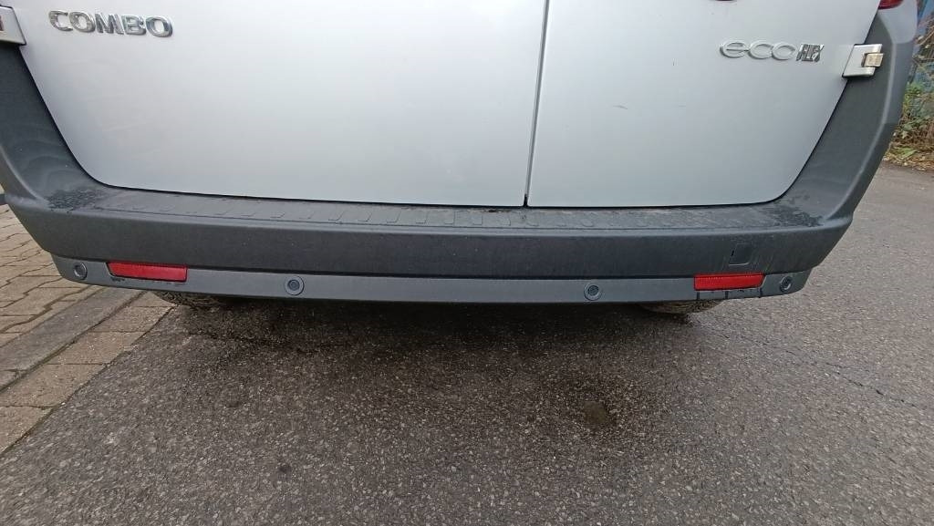 Opel Combo Kastenwagen Transp. Seitenschaden fahrbereit - الشاحنات الصغيرة صندوق مغلق: صور 5 Opel Combo Kastenwagen Transp. Seitenschaden fahrbereit - الشاحنات الصغيرة صندوق مغلق: صور 5
