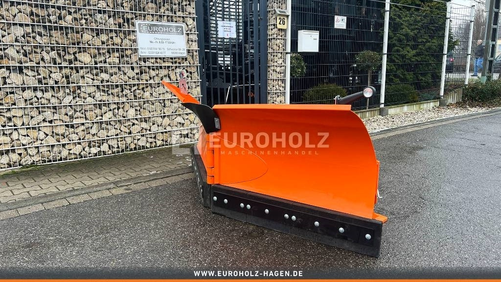 Schneeschild Schneepflug Radlader Kramer 5055 5085 - كاسحة ثلوج - الآلات والماكينات الزراعية: صور 2 Schneeschild Schneepflug Radlader Kramer 5055 5085 - كاسحة ثلوج - الآلات والماكينات الزراعية: صور 2