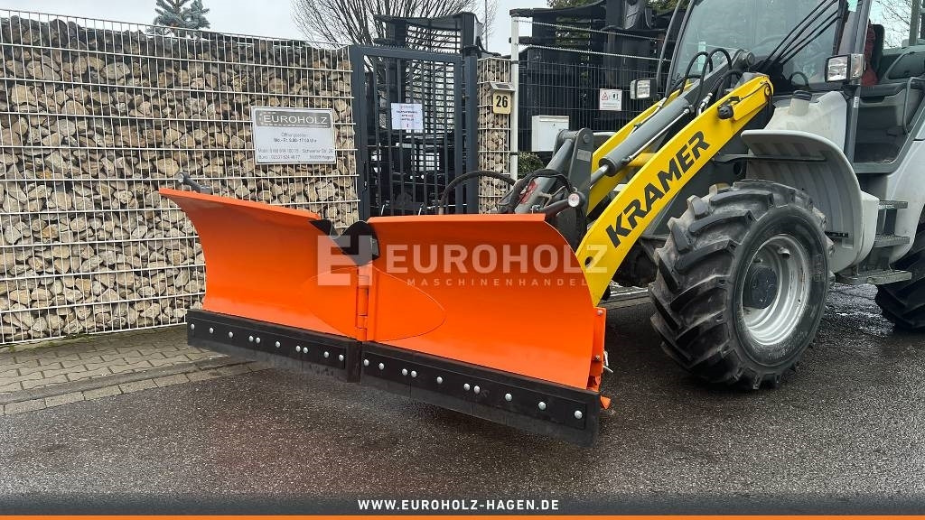 Schneeschild Schneepflug Radlader Kramer 5055 5085 - كاسحة ثلوج - الآلات والماكينات الزراعية: صور 1 Schneeschild Schneepflug Radlader Kramer 5055 5085 - كاسحة ثلوج - الآلات والماكينات الزراعية: صور 1