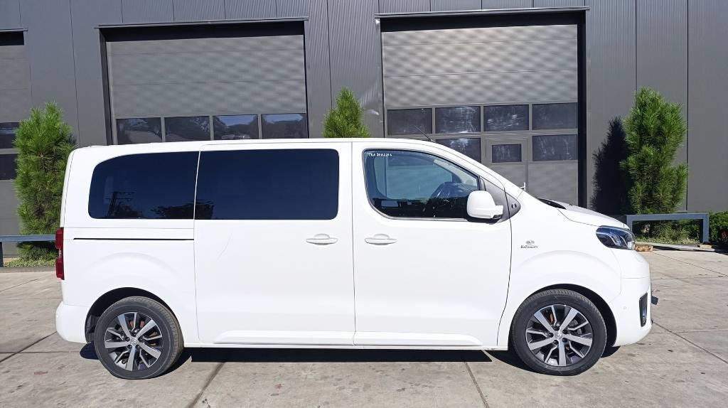 Toyota Proace 2.0 Van, Kleinbus, 7-Sitzer, Turboschaden - فان: صور 2 Toyota Proace 2.0 Van, Kleinbus, 7-Sitzer, Turboschaden - فان: صور 2