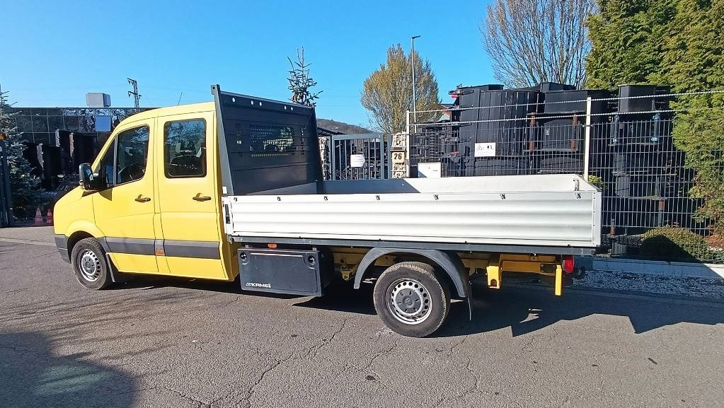 Volkswagen Crafter 2.0 Transporter Doka Pritsche Kasten AHK - شاحنات مسطحة: صور 4 Volkswagen Crafter 2.0 Transporter Doka Pritsche Kasten AHK - شاحنات مسطحة: صور 4
