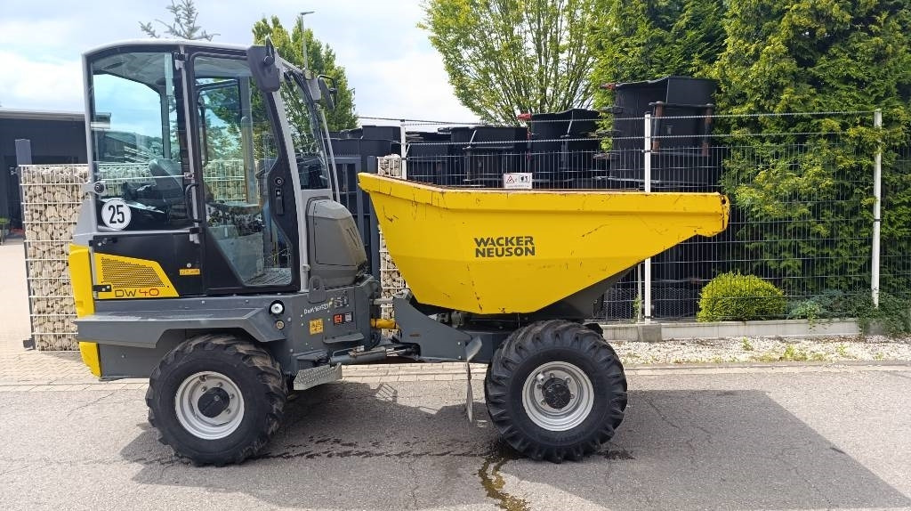 Wacker Neuson DW 40 Raddumper 2 Fahrstufen, Kabinenheizung, 4x4 - شاحنة قلابة صغيرة: صور 3 Wacker Neuson DW 40 Raddumper 2 Fahrstufen, Kabinenheizung, 4x4 - شاحنة قلابة صغيرة: صور 3