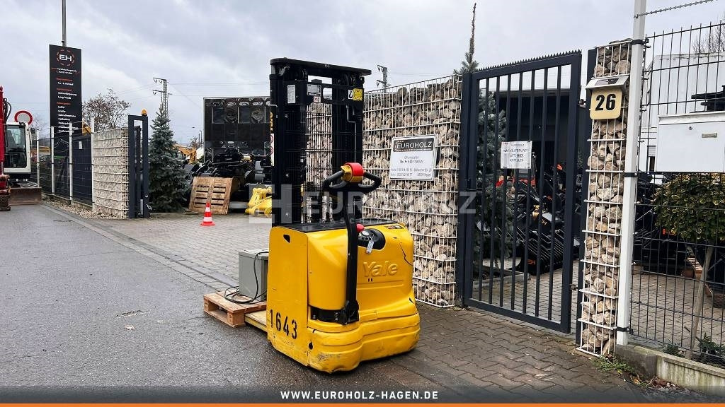 Yale Gabelstapler MS16 4328, elektro, Triplex, 4300 mm - رافعة شوكية كهربائية: صور 4 Yale Gabelstapler MS16 4328, elektro, Triplex, 4300 mm - رافعة شوكية كهربائية: صور 4