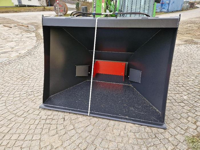 BIG BAG Füllschaufel mit Merlo ZM2 Aufnahme - معدات تكديس: صور 1 BIG BAG Füllschaufel mit Merlo ZM2 Aufnahme - معدات تكديس: صور 1