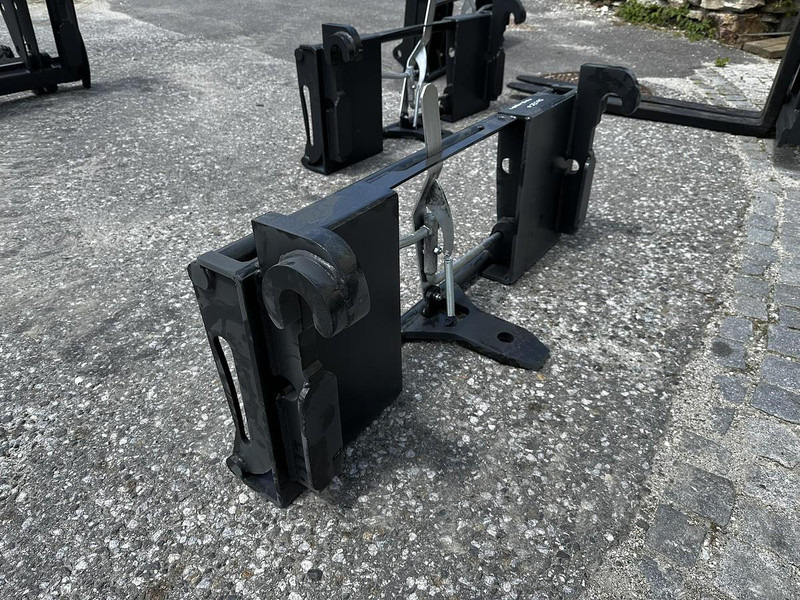 Big Adapter Merlo passend zu Euro Aufnahme - ملحقات: صور 2 Big Adapter Merlo passend zu Euro Aufnahme - ملحقات: صور 2