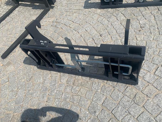 Big BIG Adapter Volvo L30 auf Euro Aufnahme - ملحقات: صور 2 Big BIG Adapter Volvo L30 auf Euro Aufnahme - ملحقات: صور 2