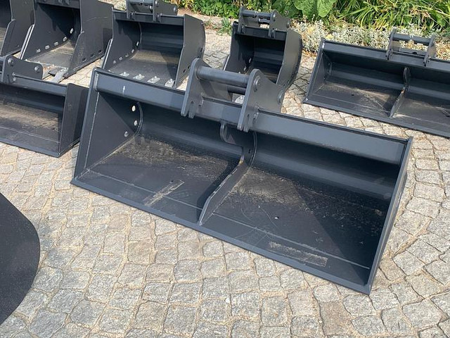 Big BIG Böschungslöffel hyd. 140 cm mit Martin M10 Aufnahme - بكت: صور 2 Big BIG Böschungslöffel hyd. 140 cm mit Martin M10 Aufnahme - بكت: صور 2