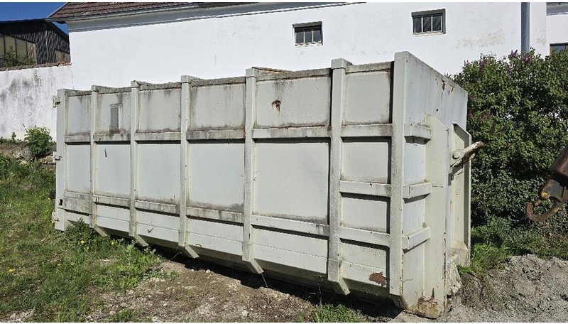 Big Hakenliftcontainer mit 5000 l Tank - خزان تخزين: صور 1 Big Hakenliftcontainer mit 5000 l Tank - خزان تخزين: صور 1