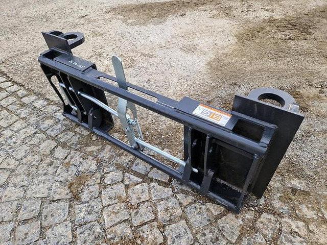 Big John Deere / Matbro Adapter mit Euro Aufnahme - ملحقات: صور 2 Big John Deere / Matbro Adapter mit Euro Aufnahme - ملحقات: صور 2