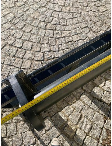 Big Palettengabel 2 t mit Bobcat Teleskoplader Aufnahme - شوكات - معدات المناولة: صور 4 Big Palettengabel 2 t mit Bobcat Teleskoplader Aufnahme - شوكات - معدات المناولة: صور 4