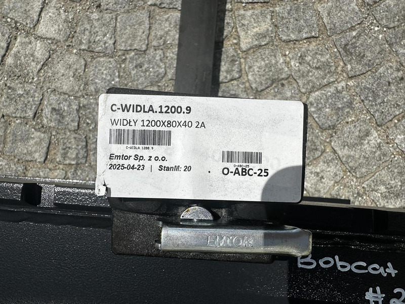 Big Palettengabel mit Bobcat 114cm Aufnahme - شوكات - معدات المناولة: صور 5 Big Palettengabel mit Bobcat 114cm Aufnahme - شوكات - معدات المناولة: صور 5
