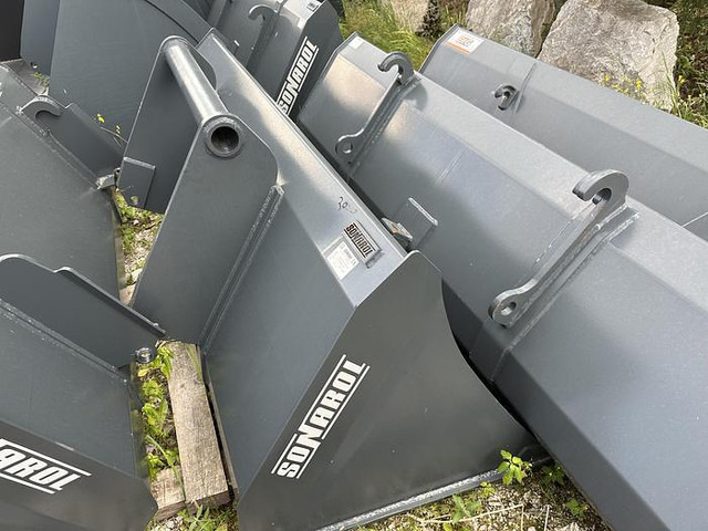 Big Schwergutschaufel 200 cm mit Bobcat Teleskoplader Aufnahme - ملحقات: صور 1 Big Schwergutschaufel 200 cm mit Bobcat Teleskoplader Aufnahme - ملحقات: صور 1